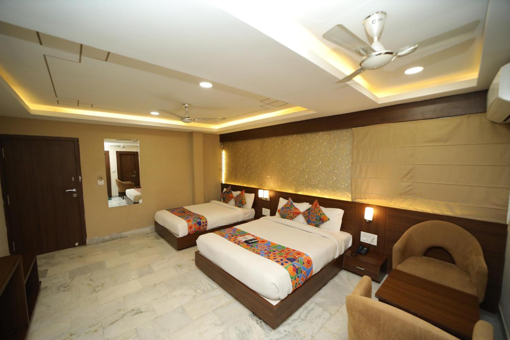 אודייפור Hotel Damanis מראה חיצוני תמונה