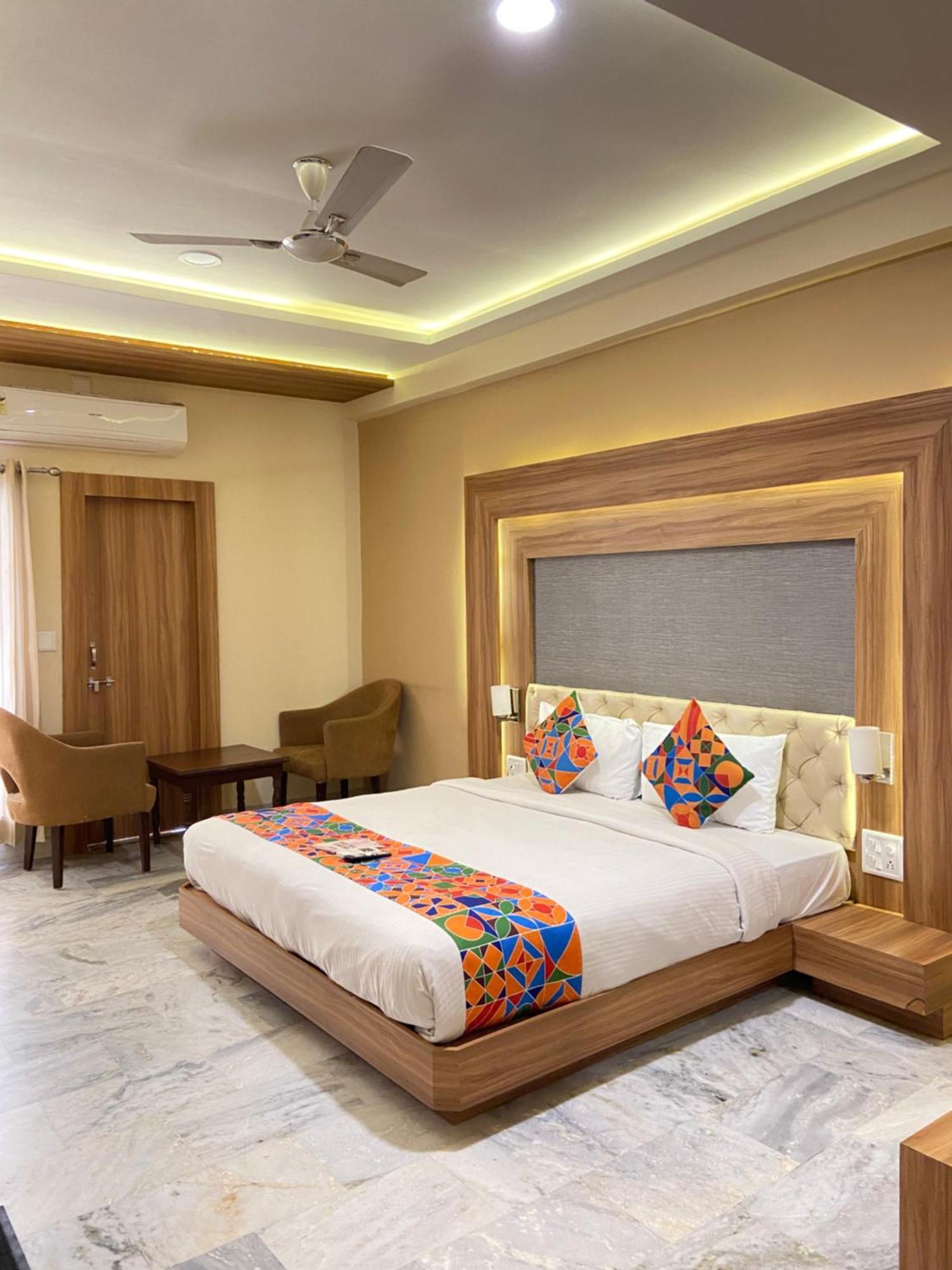 אודייפור Hotel Damanis מראה חיצוני תמונה
