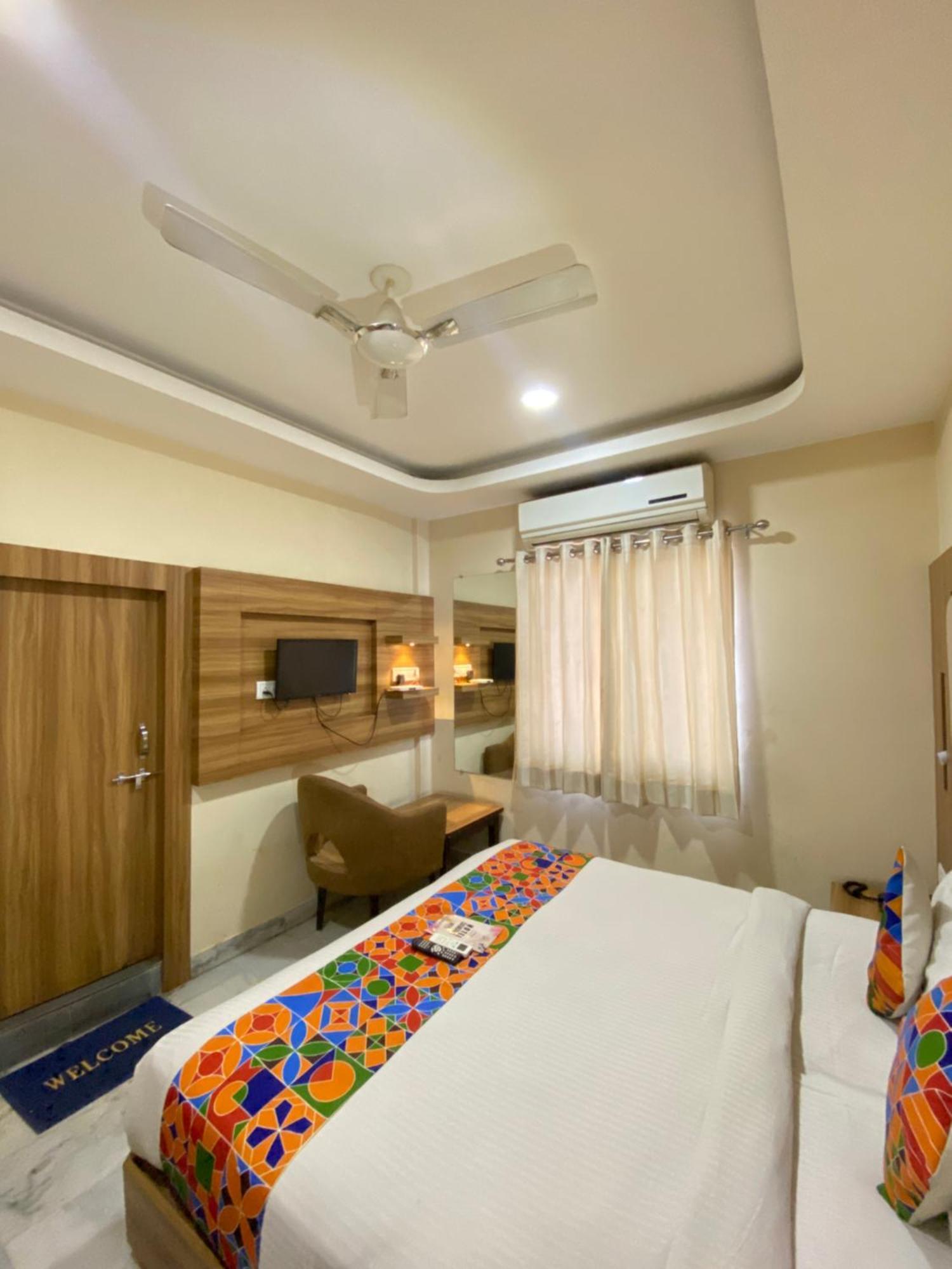 אודייפור Hotel Damanis מראה חיצוני תמונה